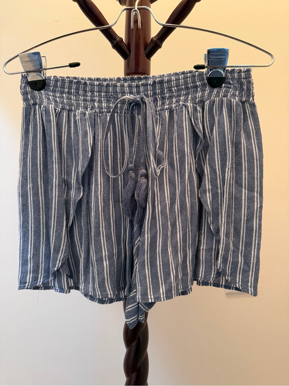 American Eagle Women's Blue Stripe Drawstring Shorts